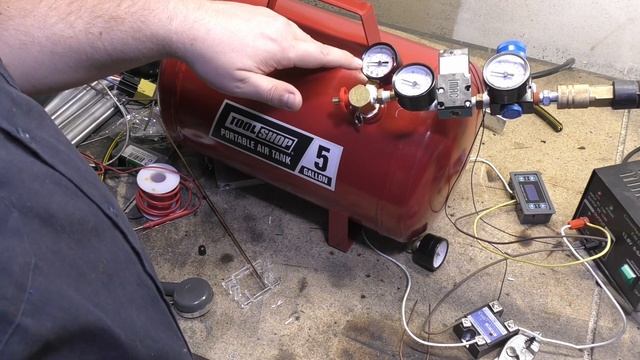 Messing around to understand a 4 port MAC Valve смотреть онлайн