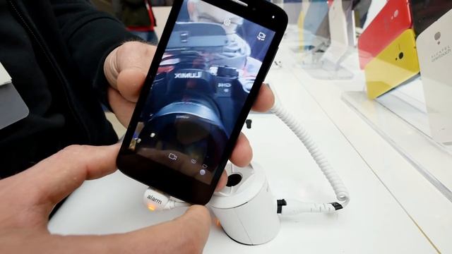 Alcatel OneTouch Pop 2 4.5 Hands On [4K] смотреть онлайн
