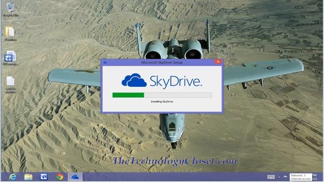 QS 92-Installing Skydrive on Windows 8 Desktop смотреть онлайн