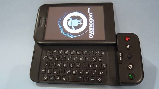 T-Mobile G1 with Cyanogenmod 6.1.0 [Froyo (Android 2.2.1)] смотреть онлайн