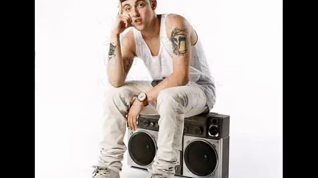 Mac Miller - Donald Trump w/ Lyrics смотреть онлайн