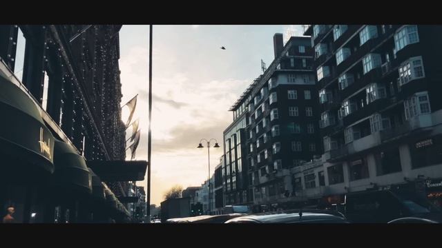 London UK - Iphone 8 plus + Osmo Mobile 2 (CINEMATIC) смотреть онлайн