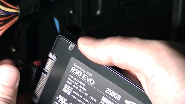 HD SSD Samsung 850 EVO 250GB - Unboxing: Instalando e configurando смотреть онлайн