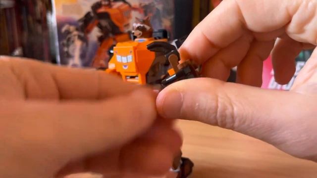 ARMATURA MECH DI ROCKET RACOON - LEGO Marvel 76243 смотреть онлайн