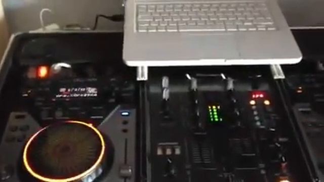 Cdj-400+Traktor Pro 2+Djm-400 By Arturone