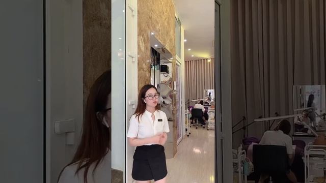 Chi tiết về khoá học nối mi tại Kaiyi смотреть онлайн