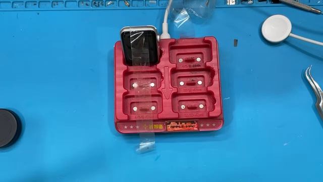 【リンゴループ♻️】Apple Watch Series 3 38mm GPS  Model：A1858 アップルロゴマークでスタックする症状 フリーズ解消修理