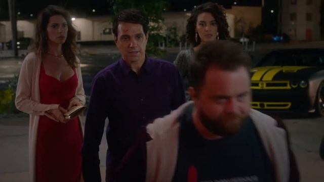 Cobra Kai Season 5 | Stingray vs A Bunch Of Kids смотреть онлайн