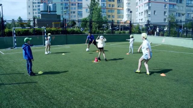 Школа Дари Детям Добро смотреть онлайн
