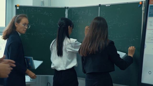ХАЗЕЗ МЕЙРАМ. №9 "Зерде" мамандандырылған мектебі. Математика сабағы смотреть онлайн
