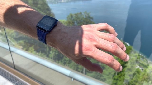 Bedienungshilfen & AssistiveTouch | watchOS 8 Vorschau (Schweizerdeutsch) смотреть онлайн