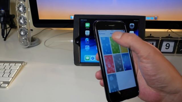 iOS 12.1 Beta 3 - First Look смотреть онлайн