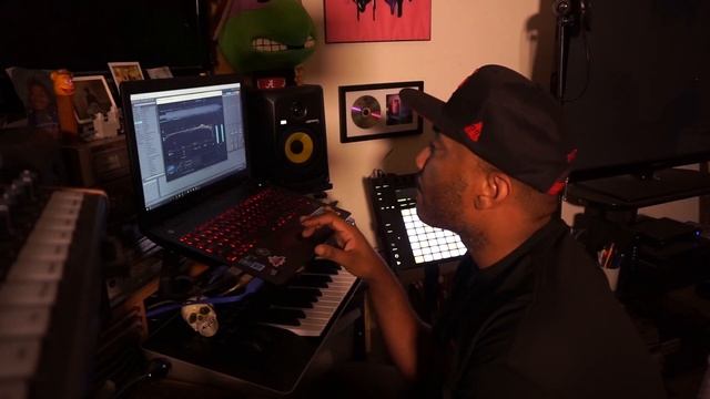 Traptendo Vlog 1 | Come On Mixing and Mastering Skratch Poop смотреть онлайн