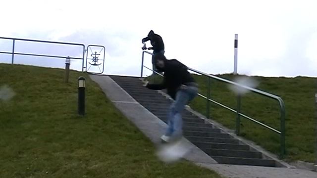 Rene Bruckert - Rollerblading (IEEE-1394) смотреть онлайн