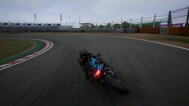 How to Enter a Corner (Ride 4) смотреть онлайн