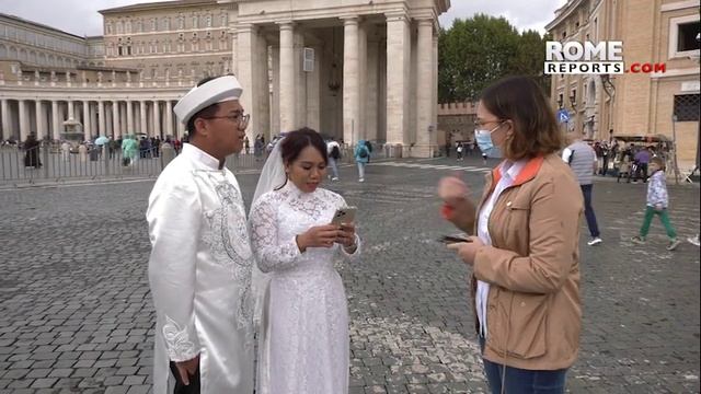 Pope Francis blesses Vietnamese newlyweds from California смотреть онлайн