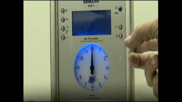 RCR-1 Sangean Analog Digital Clock Radio смотреть онлайн