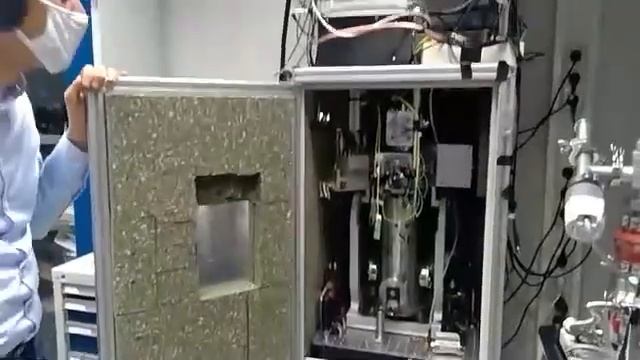 Laborführung mit Dr. Andreas Reiserer смотреть онлайн