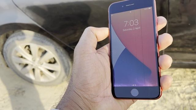 iPhone vs Car - Most Durable Phone ? смотреть онлайн