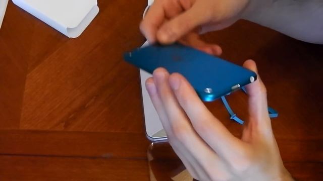 iPod Touch 5th Generation UNBOXING + First Boot!! (HD) смотреть онлайн