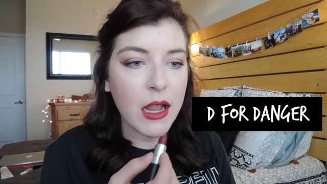 MAC Lipstick Collection смотреть онлайн