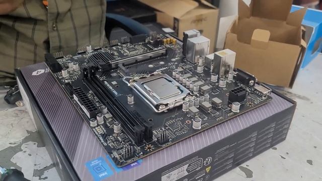 Intel Core i3 12100 PC Build | 12th Gen Intel Budget PC Setup in 2024 | Budget Multipurpose PC Buil смотреть онлайн