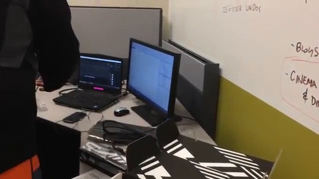 Kinect 2 for Windows Unboxing (Developer Preview) смотреть онлайн