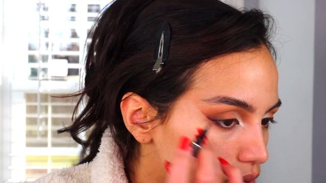 HOW TO: Simple CLASSIC HOLIDAY MAKEUP #vlogmas | Janelle Mariss смотреть онлайн
