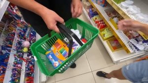 ВЛОГ ПОКУПАЕМ школьные принадлежности для Алисы ! Скоро в школу ! КАНЦЕЛЯРИЯ для школы и новая обувь