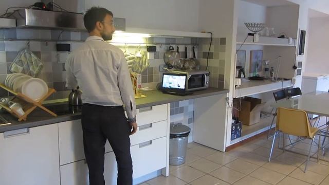 Telecom Italia and Robot-Era project joint demo: Drug reminding service смотреть онлайн