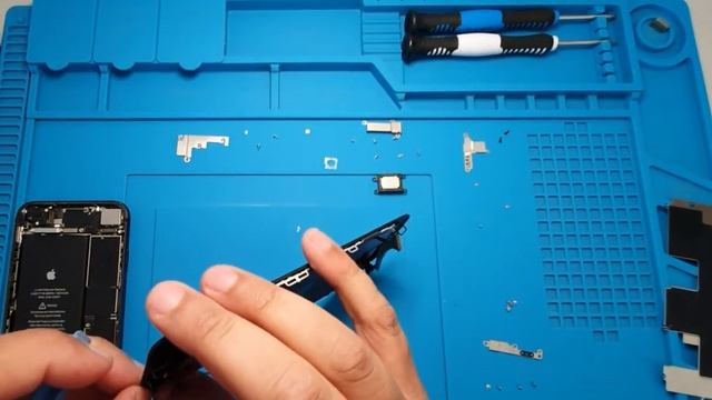 Como trocar o display iPhone 8. Dicas e cuidados durante a troca! смотреть онлайн