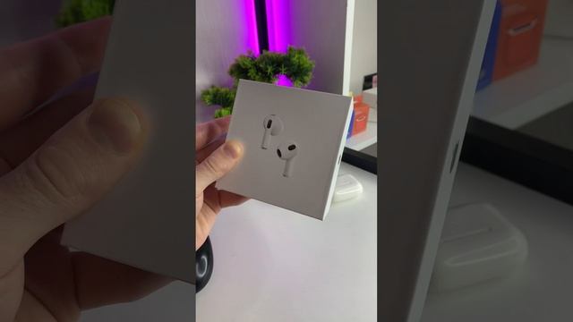 Странный заказ🙈 #airpods #наушники #смартчасы #applewatch #airpods смотреть онлайн