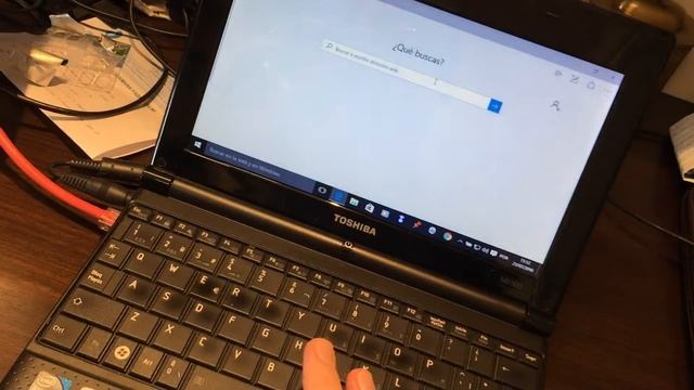 Toshiba NB 500 with Windows 10 смотреть онлайн