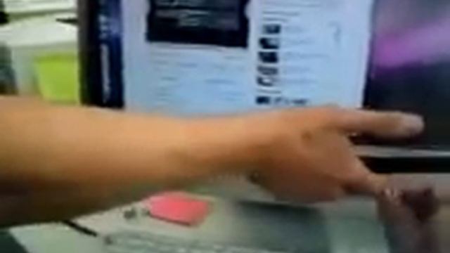 Kaip nuimti iMac'o apsauginį stiklą смотреть онлайн