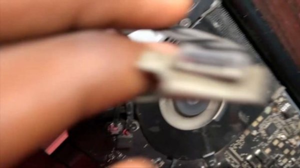 HOW I FIXED MY MACBOOK (BLUETOOTH NOT AVAILABLE) IN 2 MINUNTES