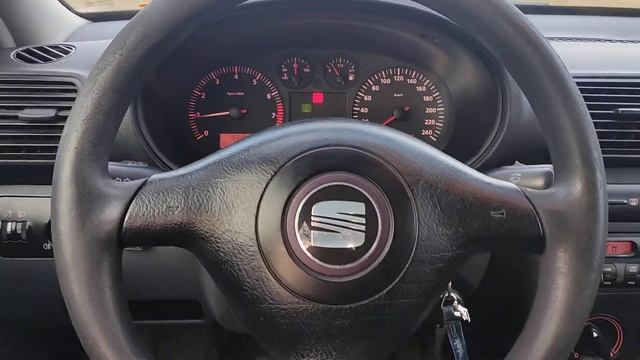 Seat Toledo 1.6 SR 2000r.101PS NOTCH STELLA смотреть онлайн