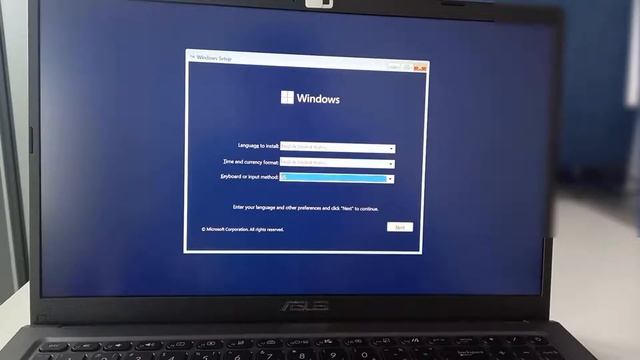 How to install windows 11 using an SD card (explained all in step-by-step From A to Z) смотреть онлайн