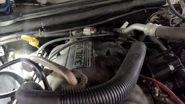 falla eléctrica provocado por la batería / tipo de motor de un Jeep Wrangler смотреть онлайн