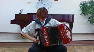 Е. Дербенко "Кубанская залихватская" Играет студентка НОККиИ Анастасия Шмидт,  гармонь, Новосибирск