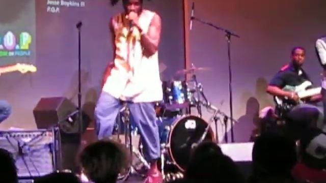 Jesse Boykins III - Limit to Your Love (Cover) @ The Apple Store, Soho, NY смотреть онлайн