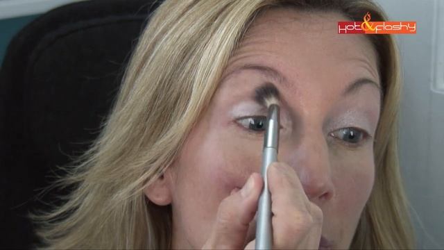 Eyeshadow Tutorial Mac & NYX Grey Satin Look! смотреть онлайн