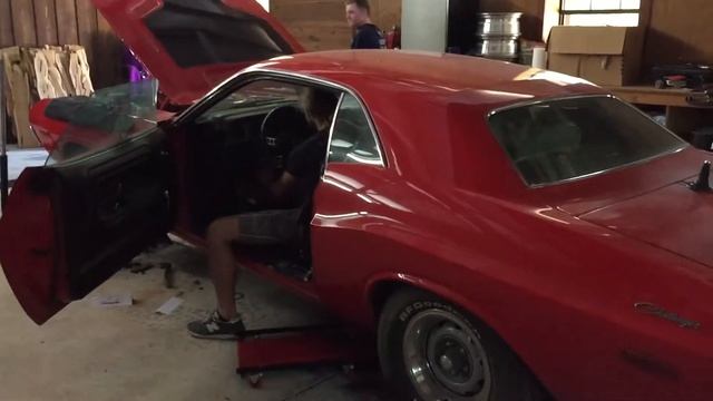 1973 Dodge Challenger Dougs Headers open header смотреть онлайн