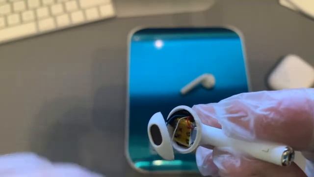 How to identify fake AirPods 2e generation смотреть онлайн