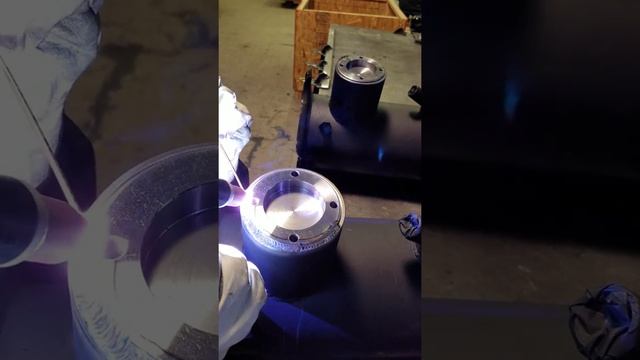 TIG WELDING ON STEEL смотреть онлайн