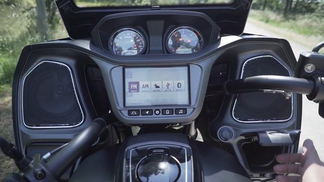 Indian Challenger Black Horse | V-Twin power смотреть онлайн