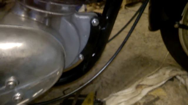 BSA Bantam D7 Super Exhaust Fitting Failure! смотреть онлайн