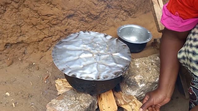 African Village Lifestyle// Cooking Delicious Food смотреть онлайн