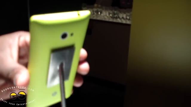 HTC 8X- HTC Windows Phone 8X Hands-on смотреть онлайн