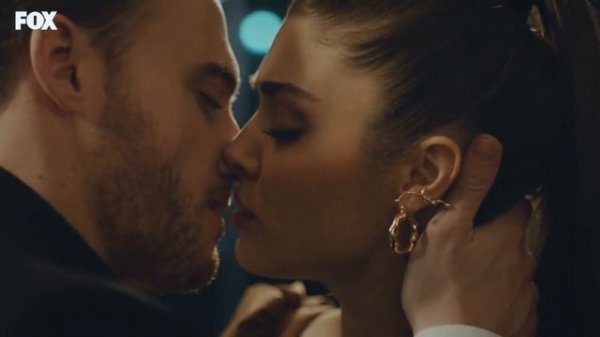 Eda & Serkan || Эда и Серкан - Зависима (HD!)