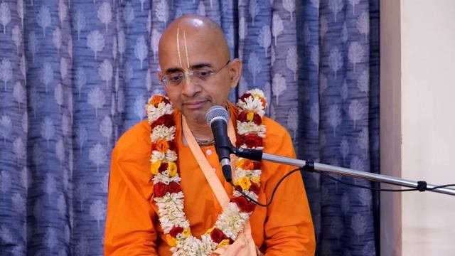 How should a devotee deal maturely with family, friends and colleagues | Radheshyam Das смотреть онлайн